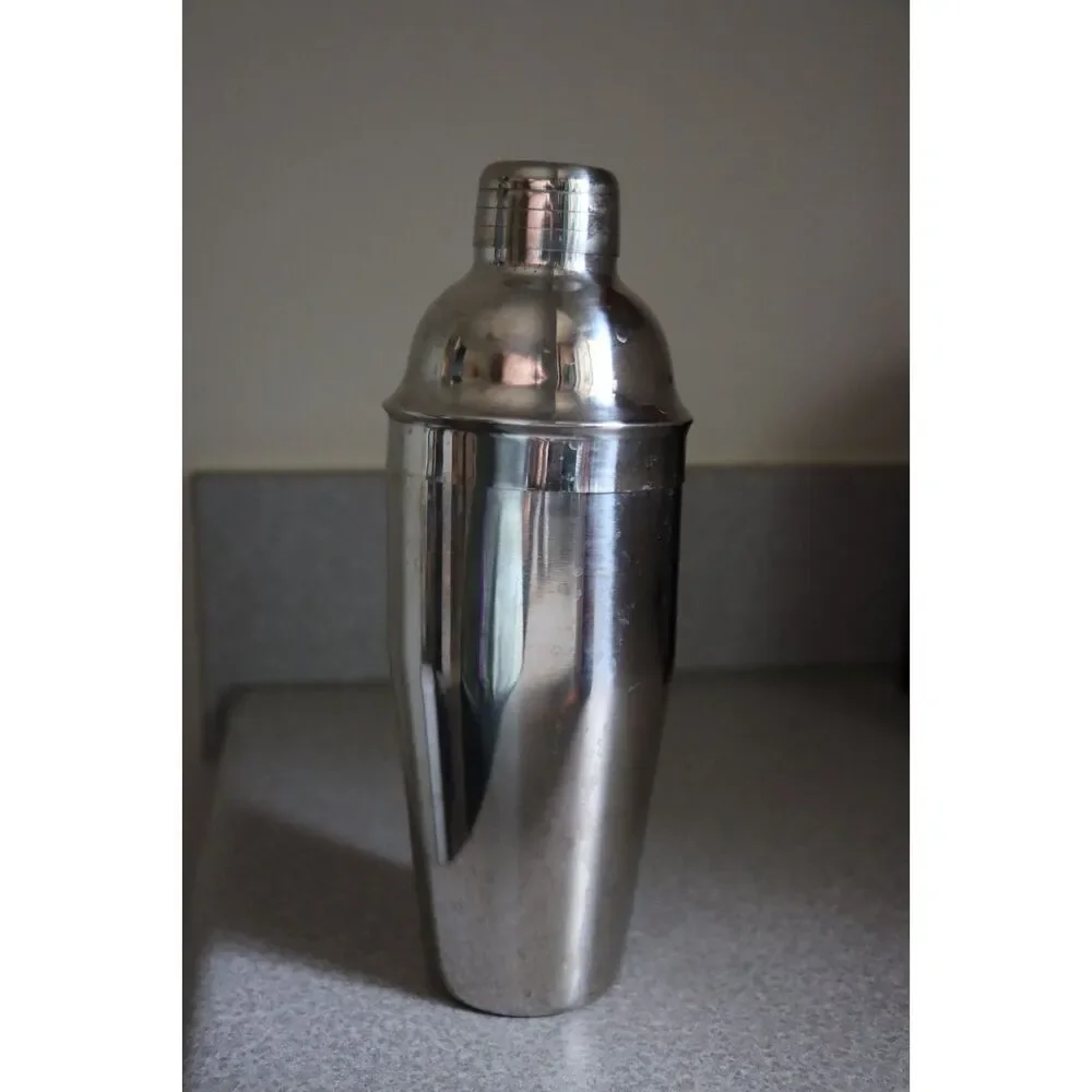 Stainless Steel Cocktail Shaker Metallic Bar Shaker